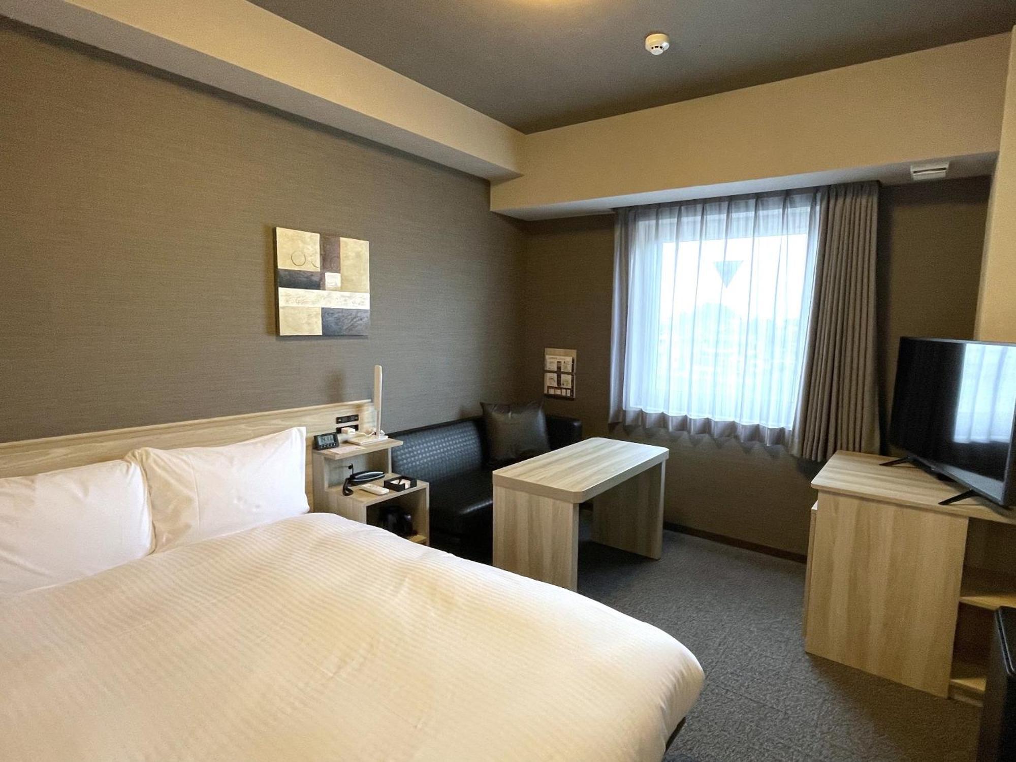 Hotel Route Inn Ohi Takahama Экстерьер фото